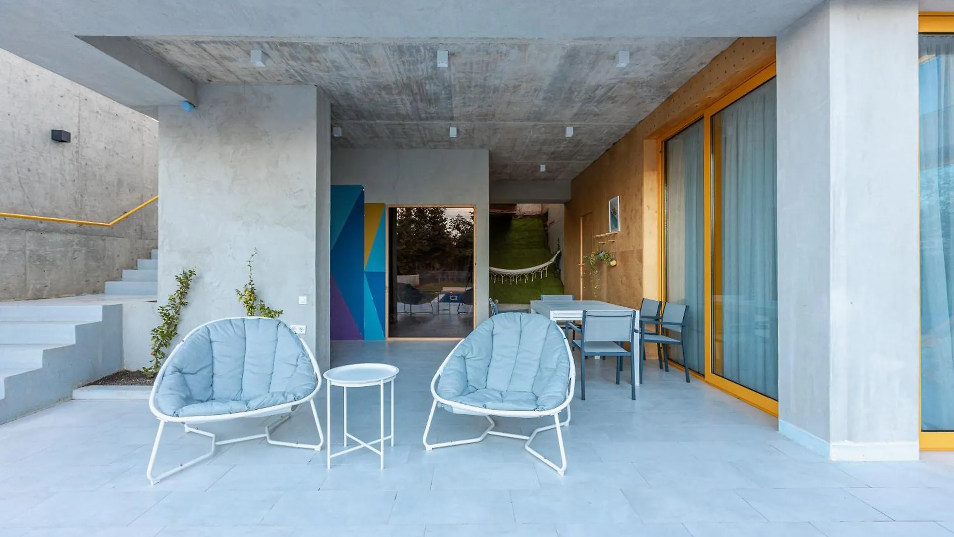 Villa Tabori Hill - Modern 7Br Villa Near Old Tbilisi