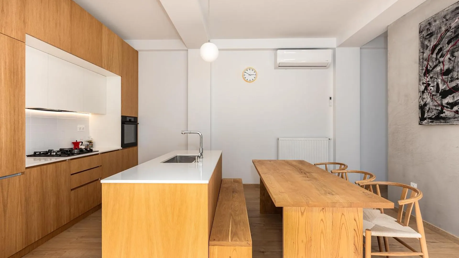 Villa Tabori Hill - Modern 7Br Villa Near Old Tbilisi